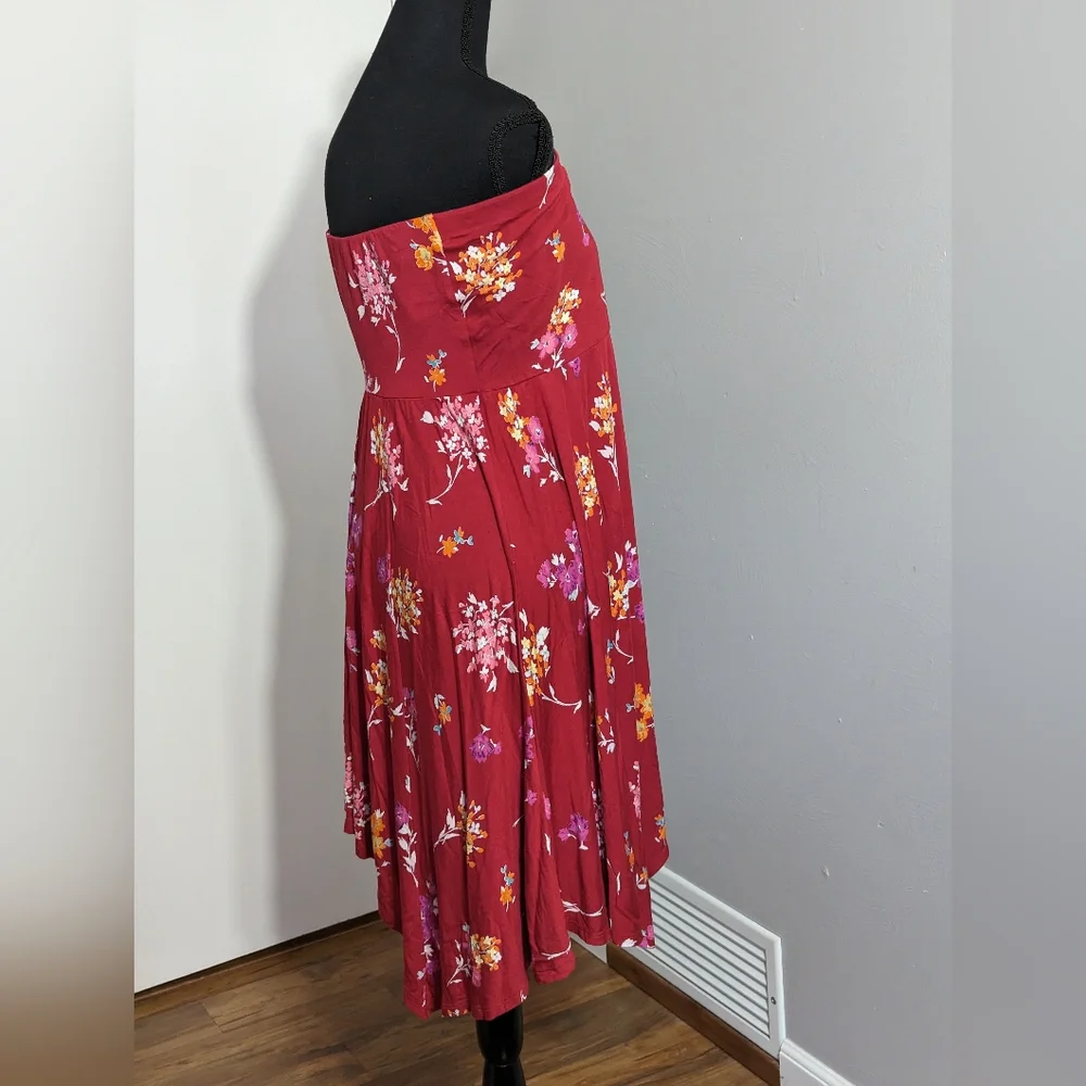 Express LG,red,strapless dress with handkerchief hem - Picture 6 of 6
